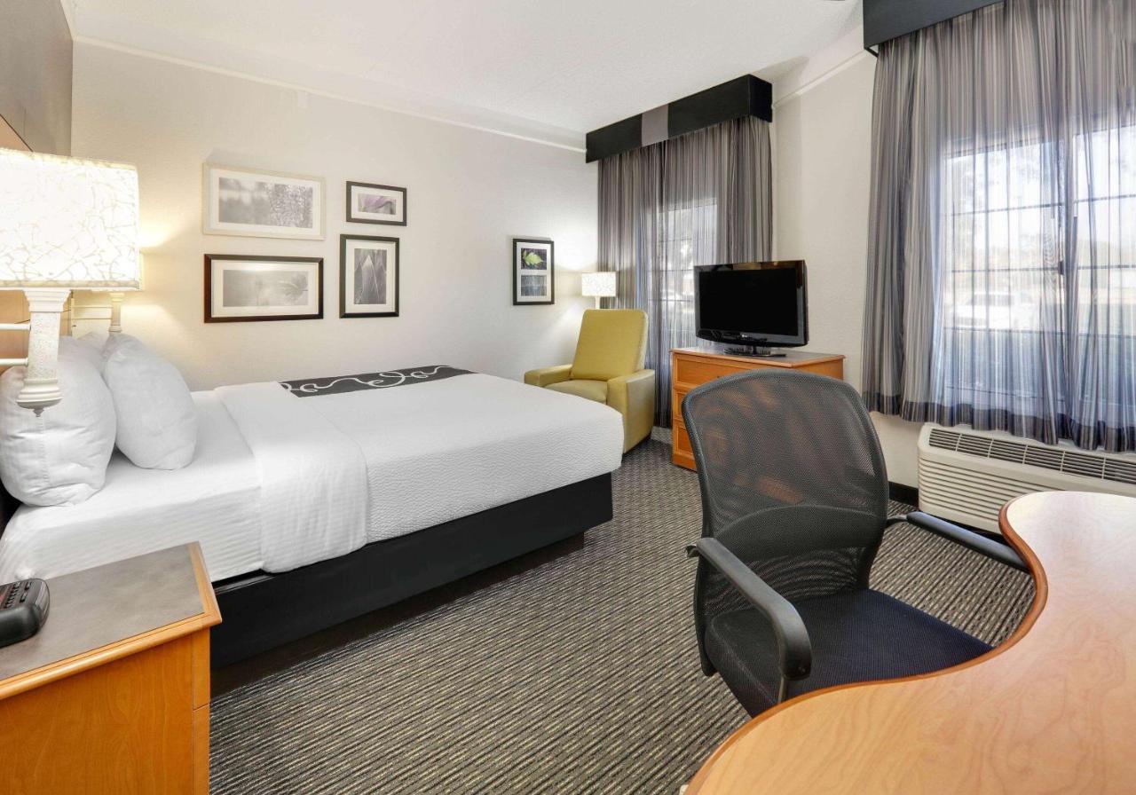 La Quinta By Wyndham Dallas - Addison Galleria Kültér fotó
