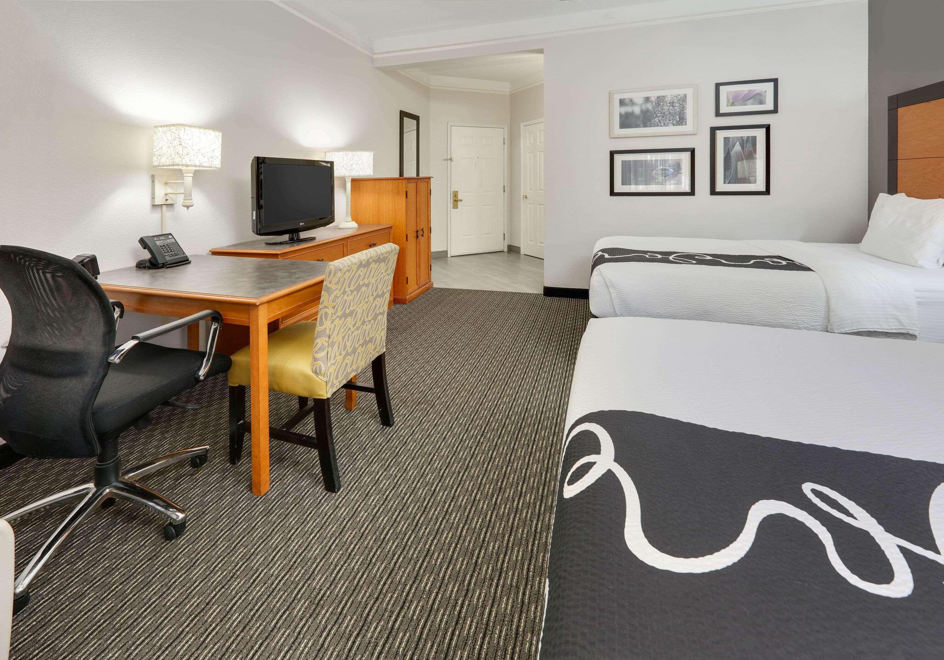 La Quinta By Wyndham Dallas - Addison Galleria Kültér fotó